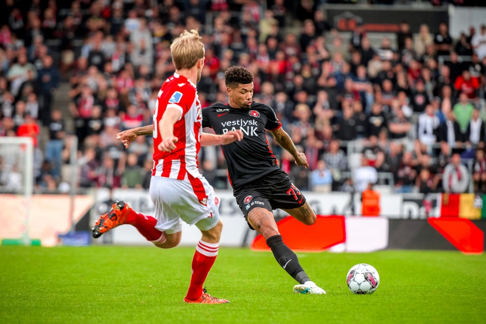 Nhận định soi kèo Midtjylland vs KuPS lúc 23h30 ngày 21/8/2025 nhan-dinh-soi-keo-midtjylland-vs-kups-luc-23h30-ngay-21-8-2025-1